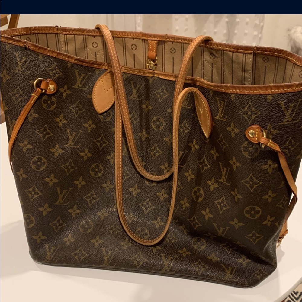 Louis Vuitton Neverfull